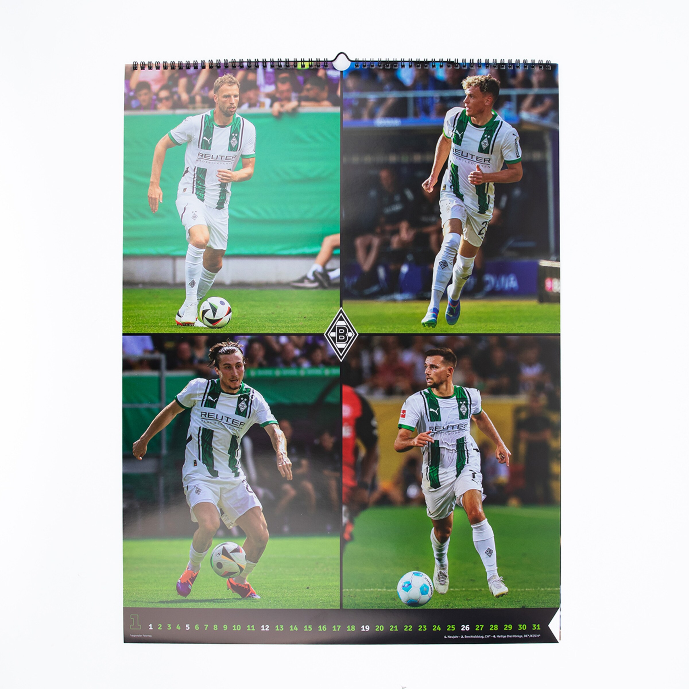 Kalender mit vier Bildern von Borussia Mönchengladbach-Spielern in Aktion.