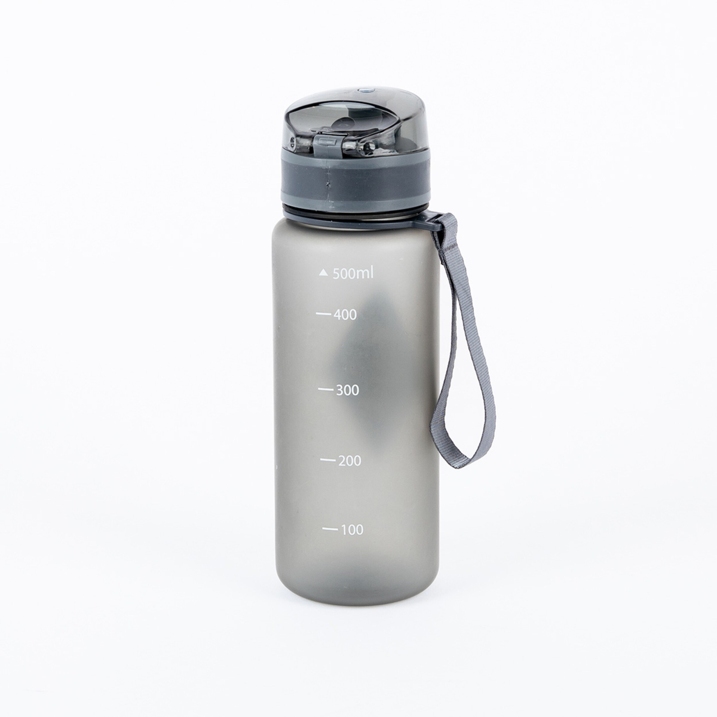 Graue Wasserflasche mit Messskala von 100 ml bis 500 ml.