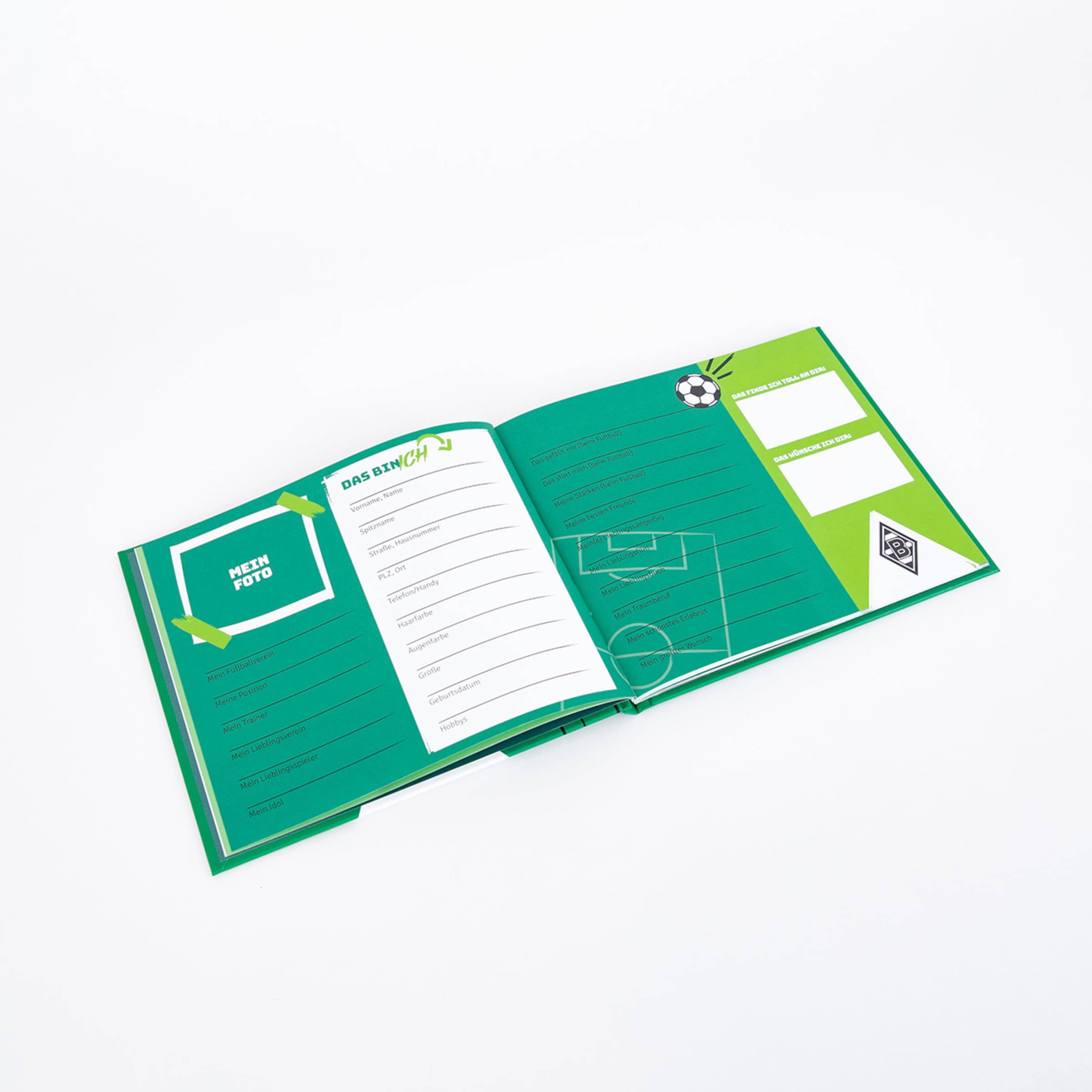 Open green soccer friendship book from Borussia Mönchengladbach with fill-in fields for personal details and a photo space.