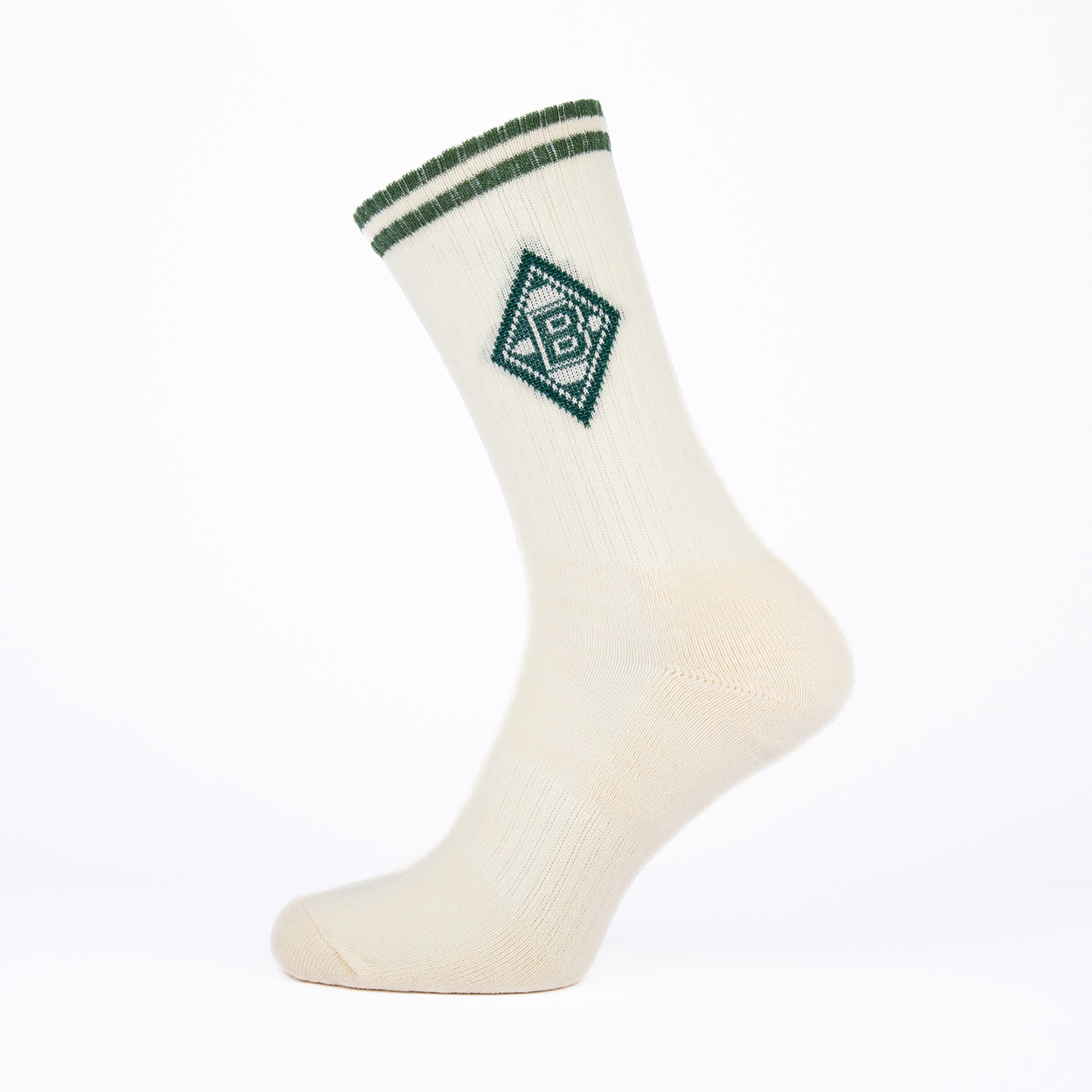 Eine einzelne, elfenbeinfarbene Socke mit zwei dunkelgrünen Streifen am Bündchen und einem dunkelgrünen, rautenförmigen Logo am Knöchel. Die Socke ist in der Seitenansicht vor einem weißen Hintergrund abgebildet.