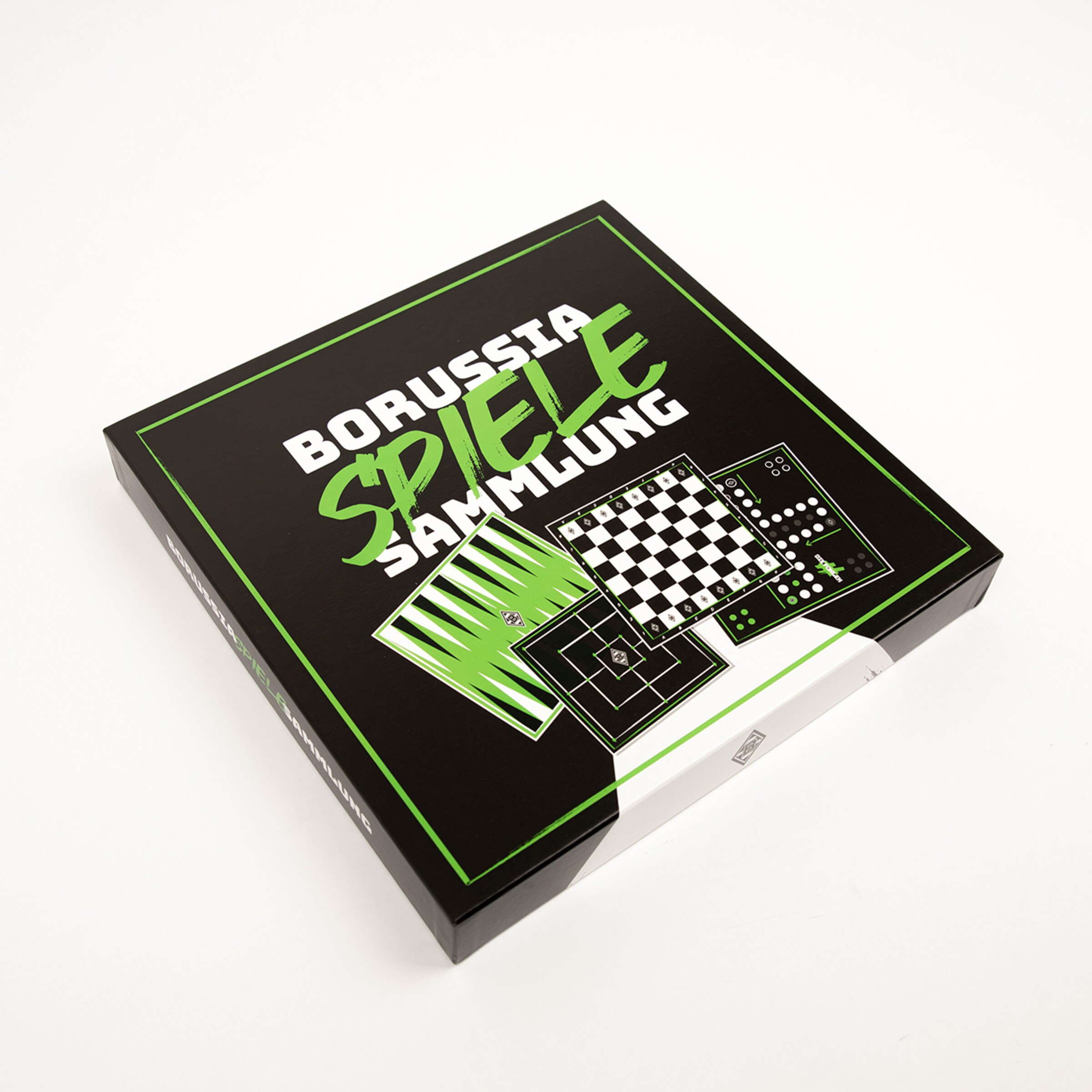 Schachtel der Borussia Spiele Sammlung mit verschiedenen Spielbrettern abgebildet.