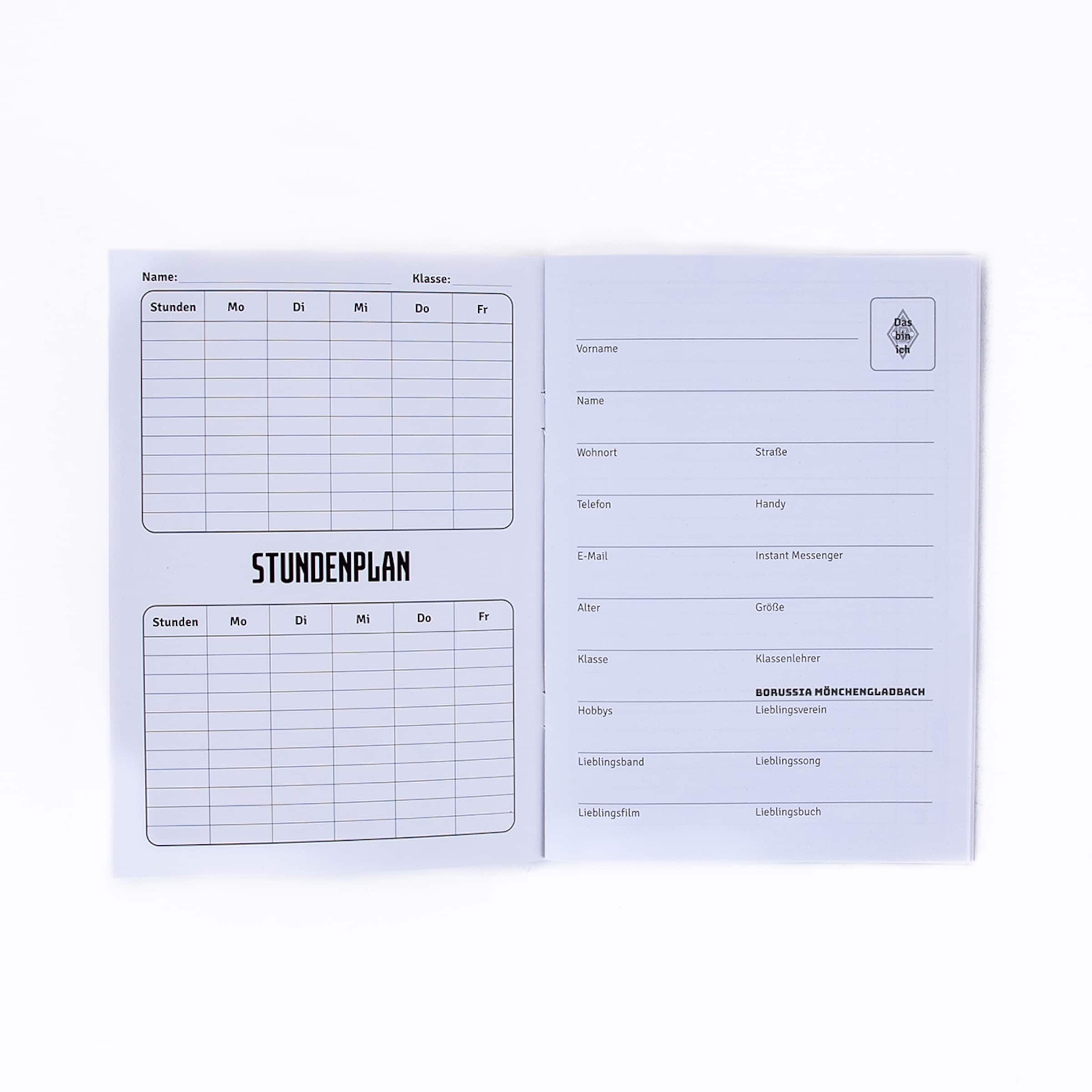 Offenes Notizbuch mit einem Stundenplan auf der linken Seite und einem persönlichen Steckbrief auf der rechten Seite, der Felder wie Name, Hobbys und Lieblingsverein (Borussia Mönchengladbach) enthält.