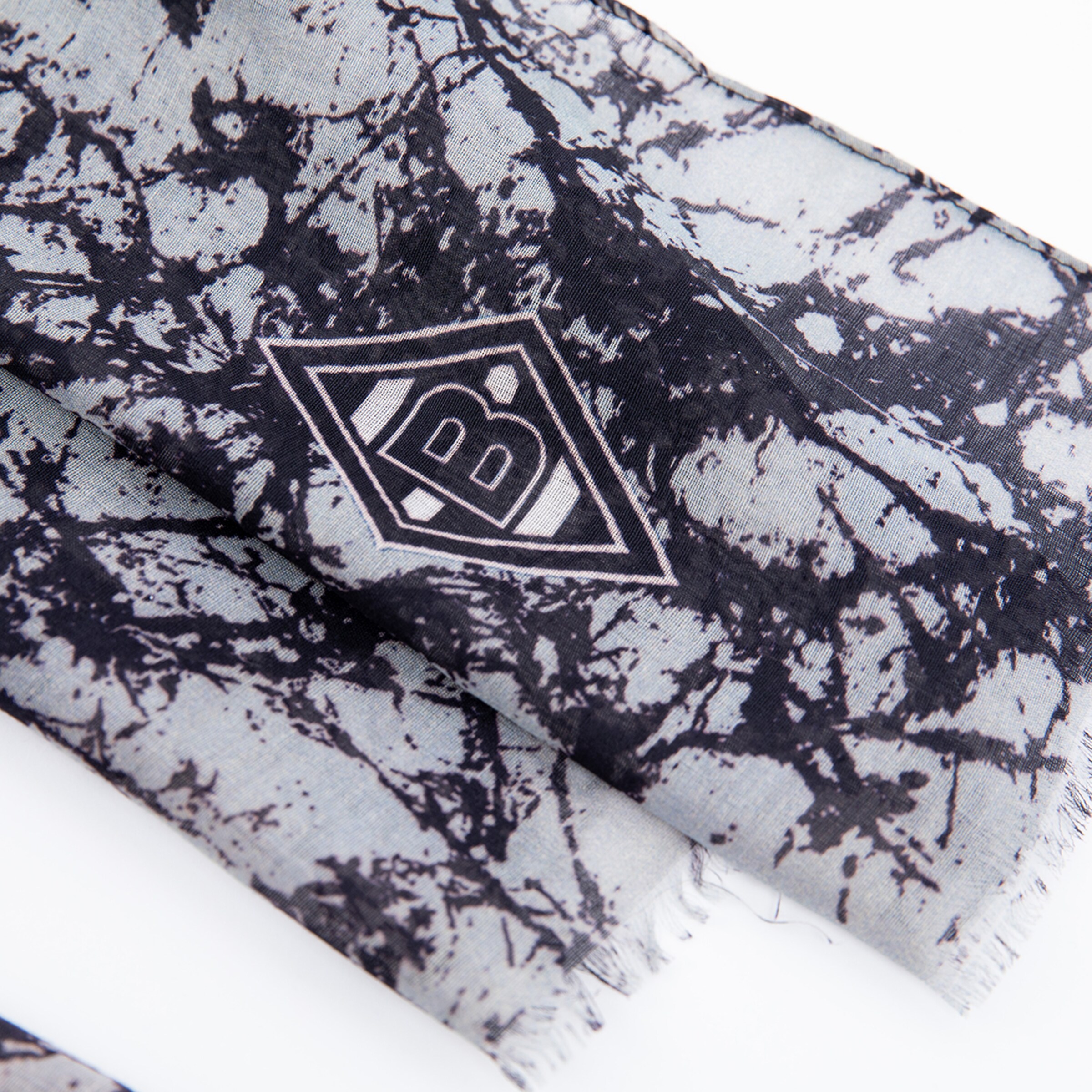 Schal mit dem Borussia Mönchengladbach Logo im abstrakten Design