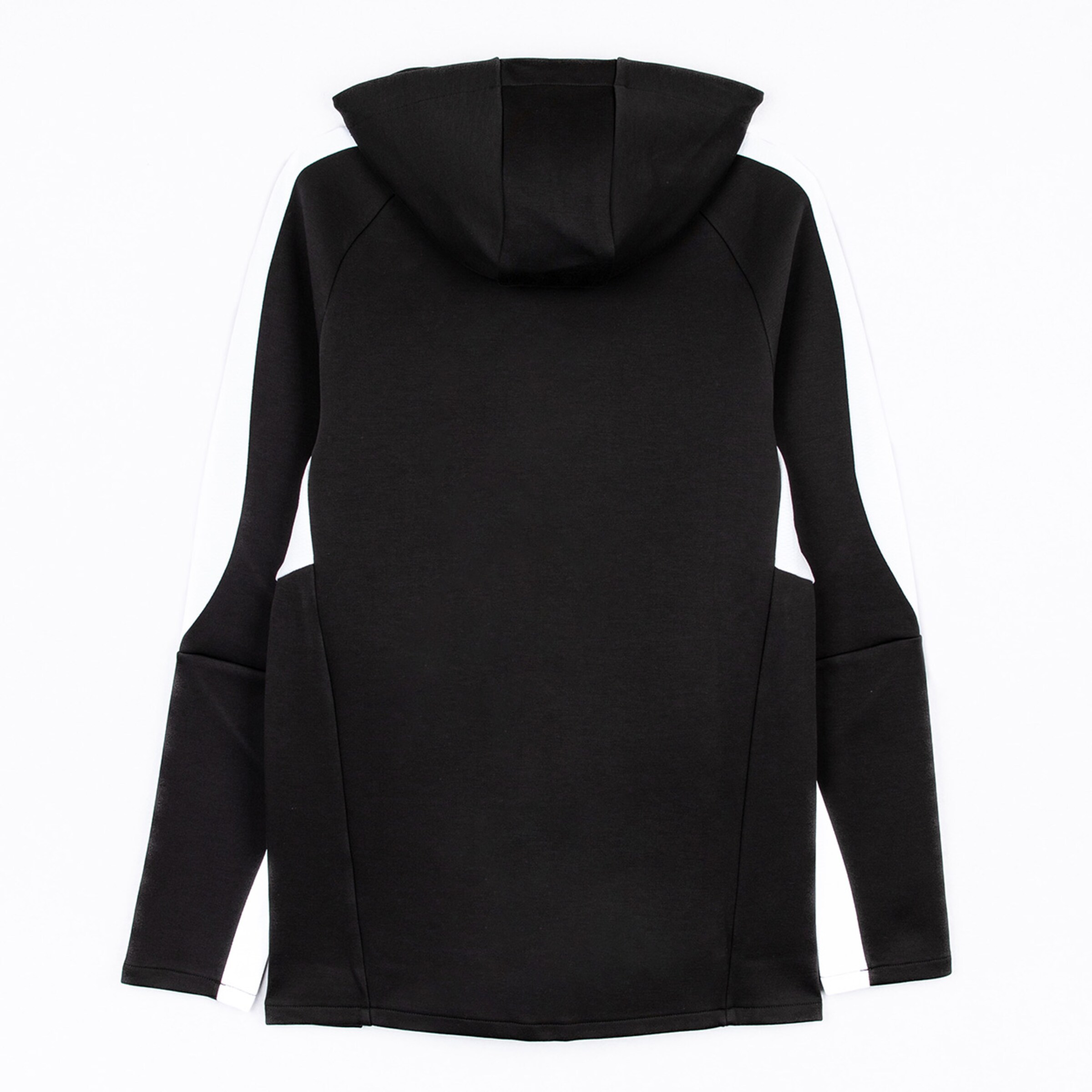 Schwarze Kapuzenjacke mit langen Ärmeln und seitlichen Einsätzen.