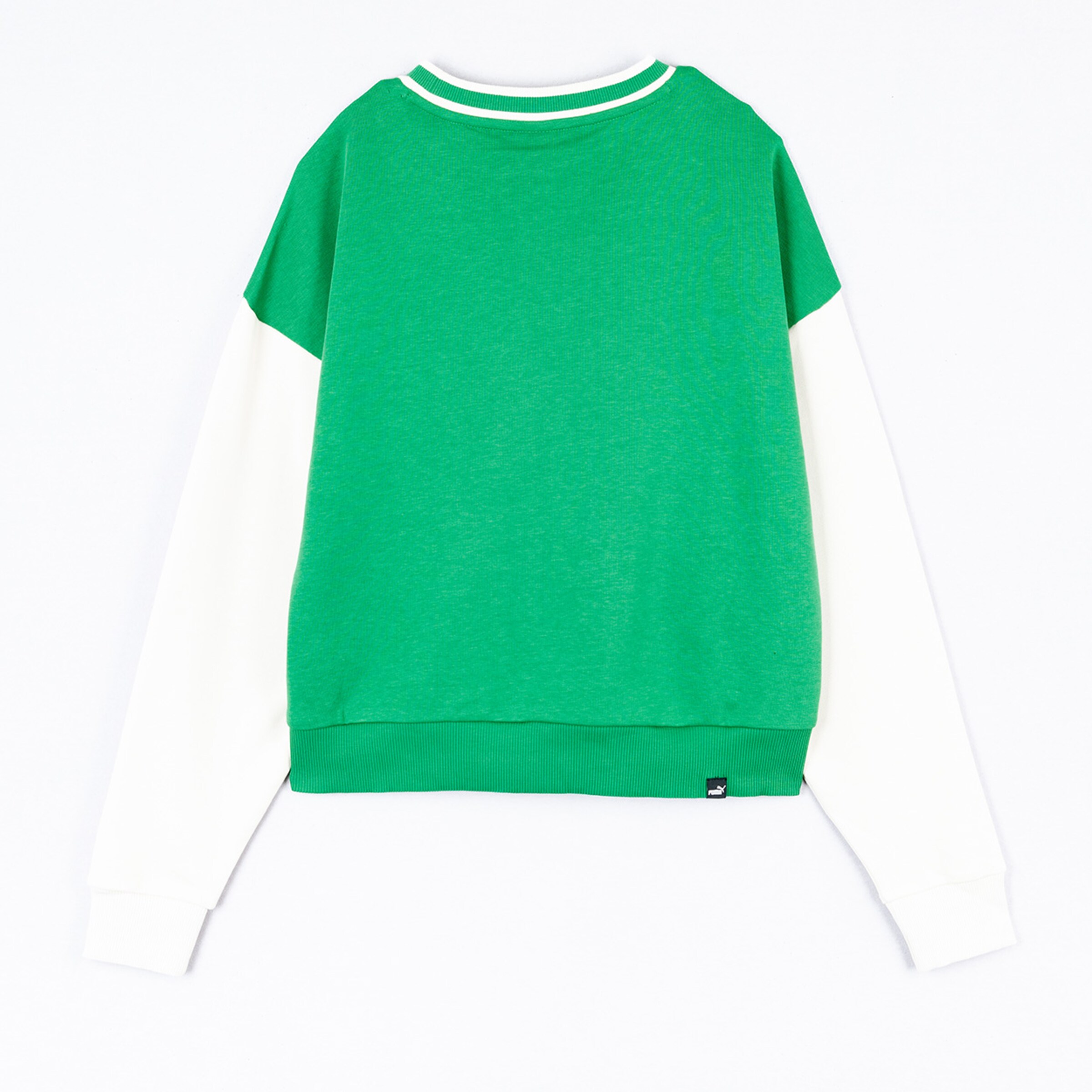 Grüner Pullover mit weißen Ärmeln und Rundhalsausschnitt von hinten