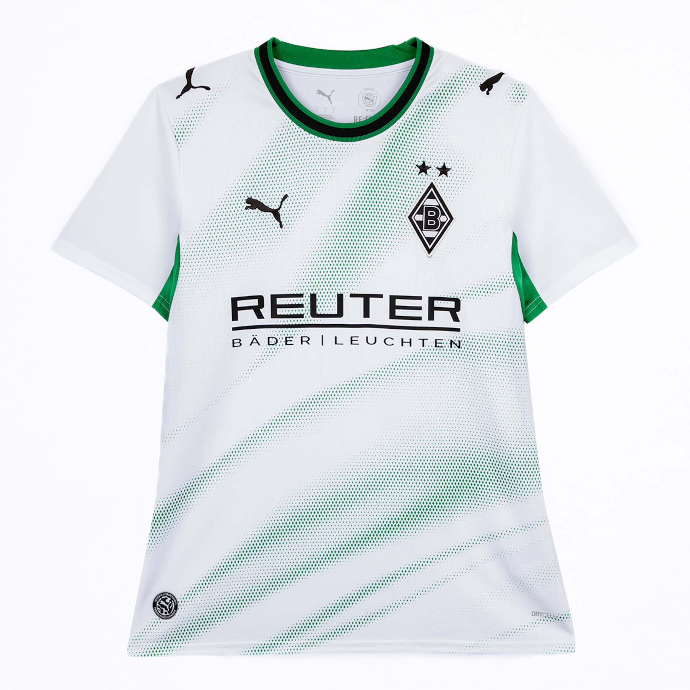 Weißes Borussia Mönchengladbach Trikot von Puma mit grünen grafischen Mustern und dem schwarzen Reuter-Sponsorenlogo.