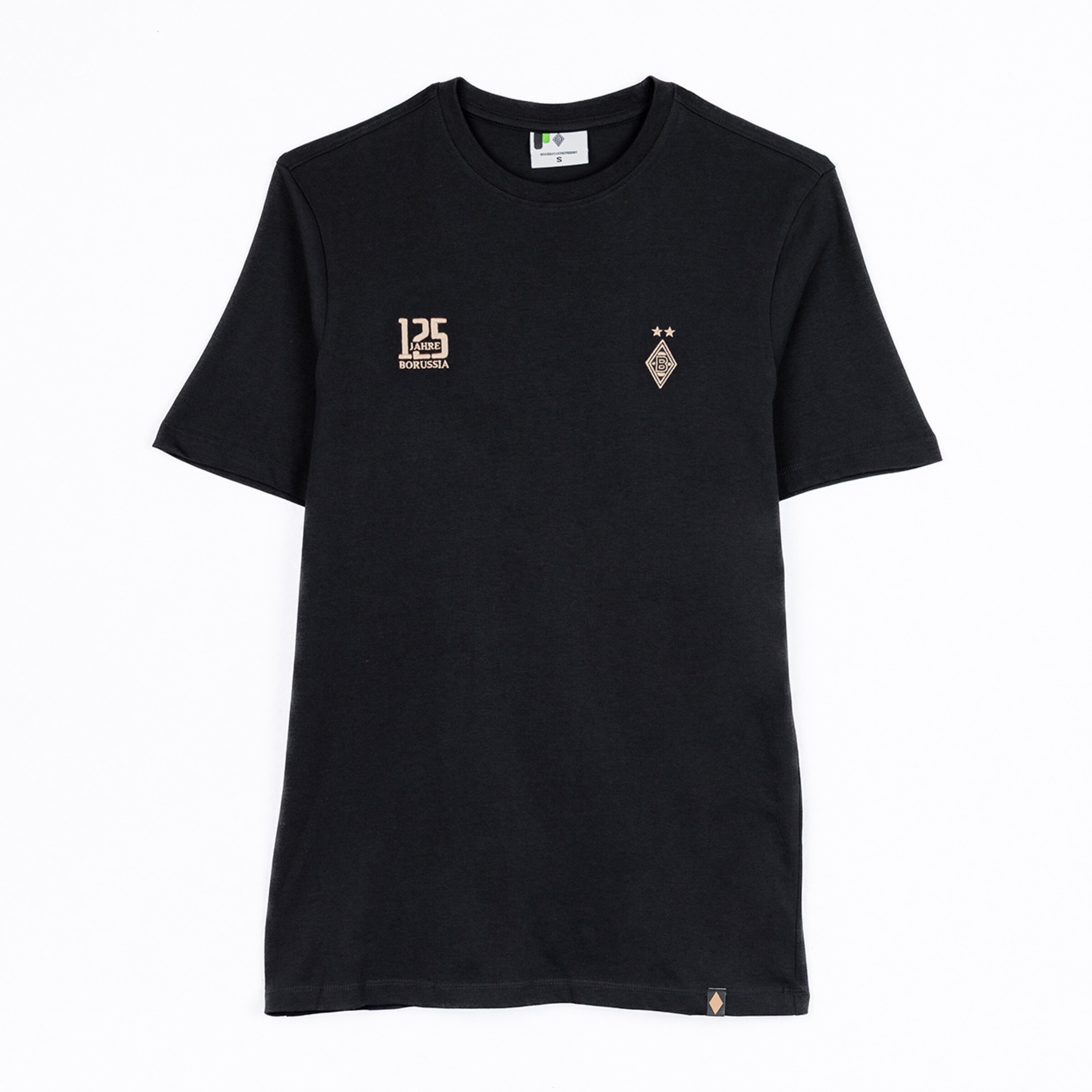 Schwarzes T-Shirt mit „125 JAHRE BORUSSIA“-Schriftzug und Borussia Mönchengladbach Logo mit zwei Sternen in Gold auf der Brust.
