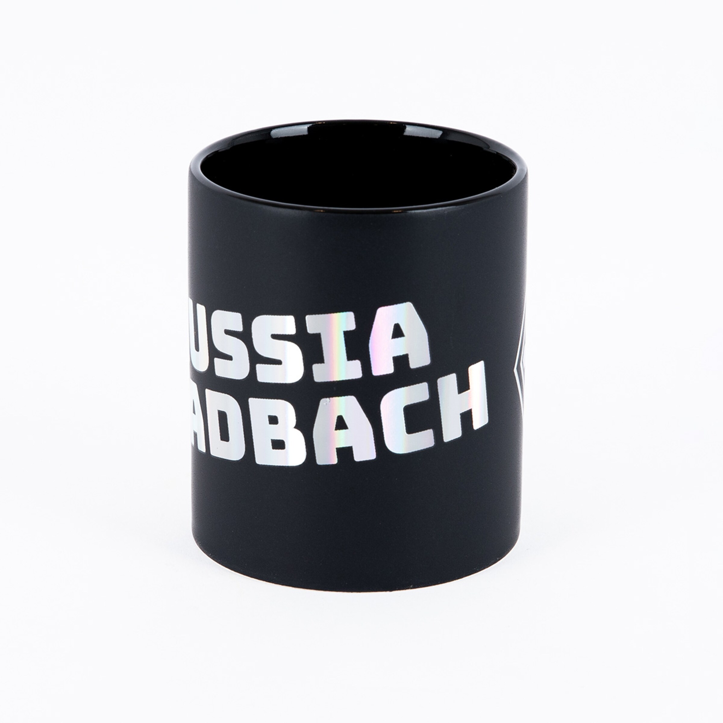Schwarze Tasse mit dem Schriftzug BORUSSIA MÖNCHENGLADBACH in glänzender Schrift.