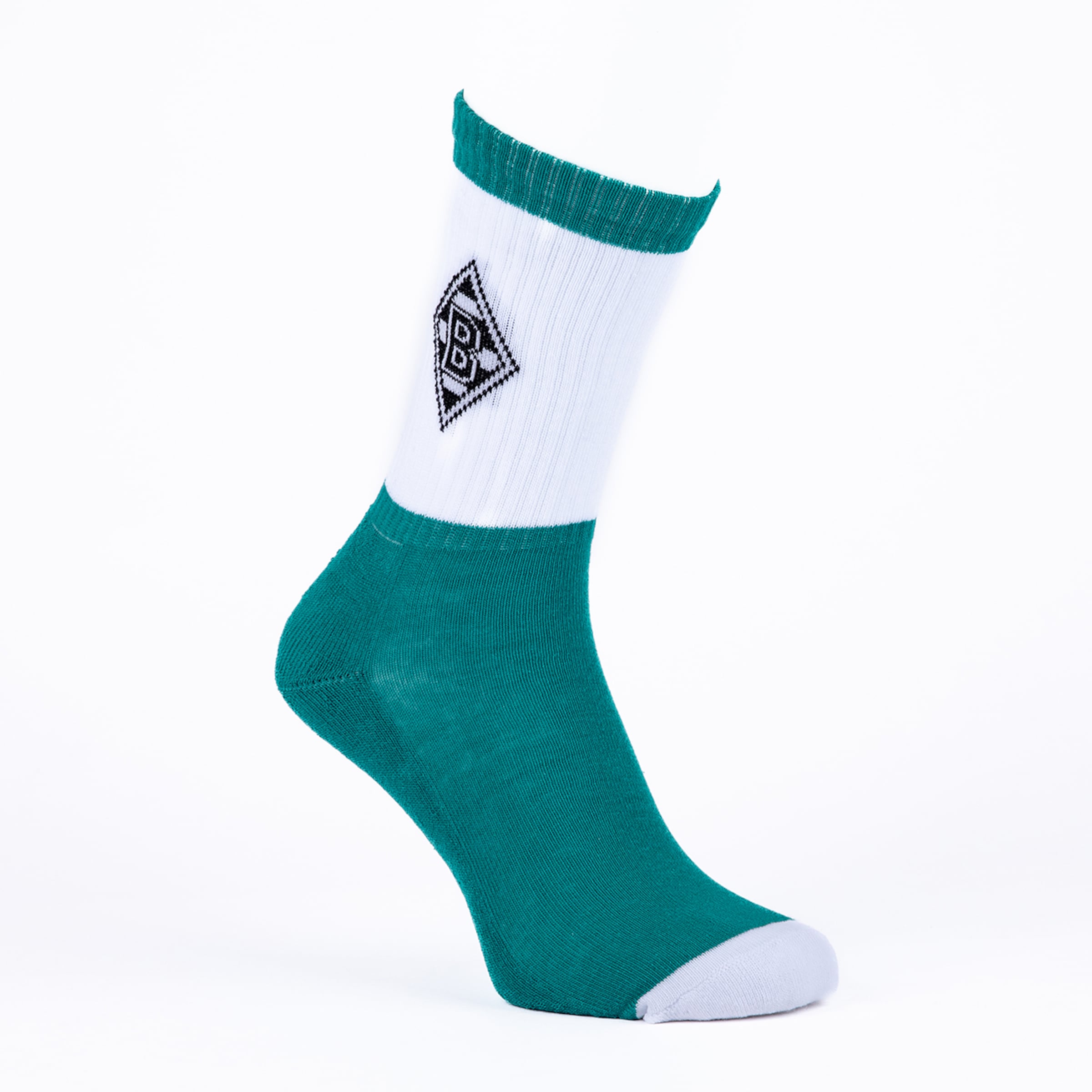 Weiß-grüne Sportsocke mit dem Borussia Mönchengladbach Logo am Schaft und einer hellgrauen Zehenkappe.