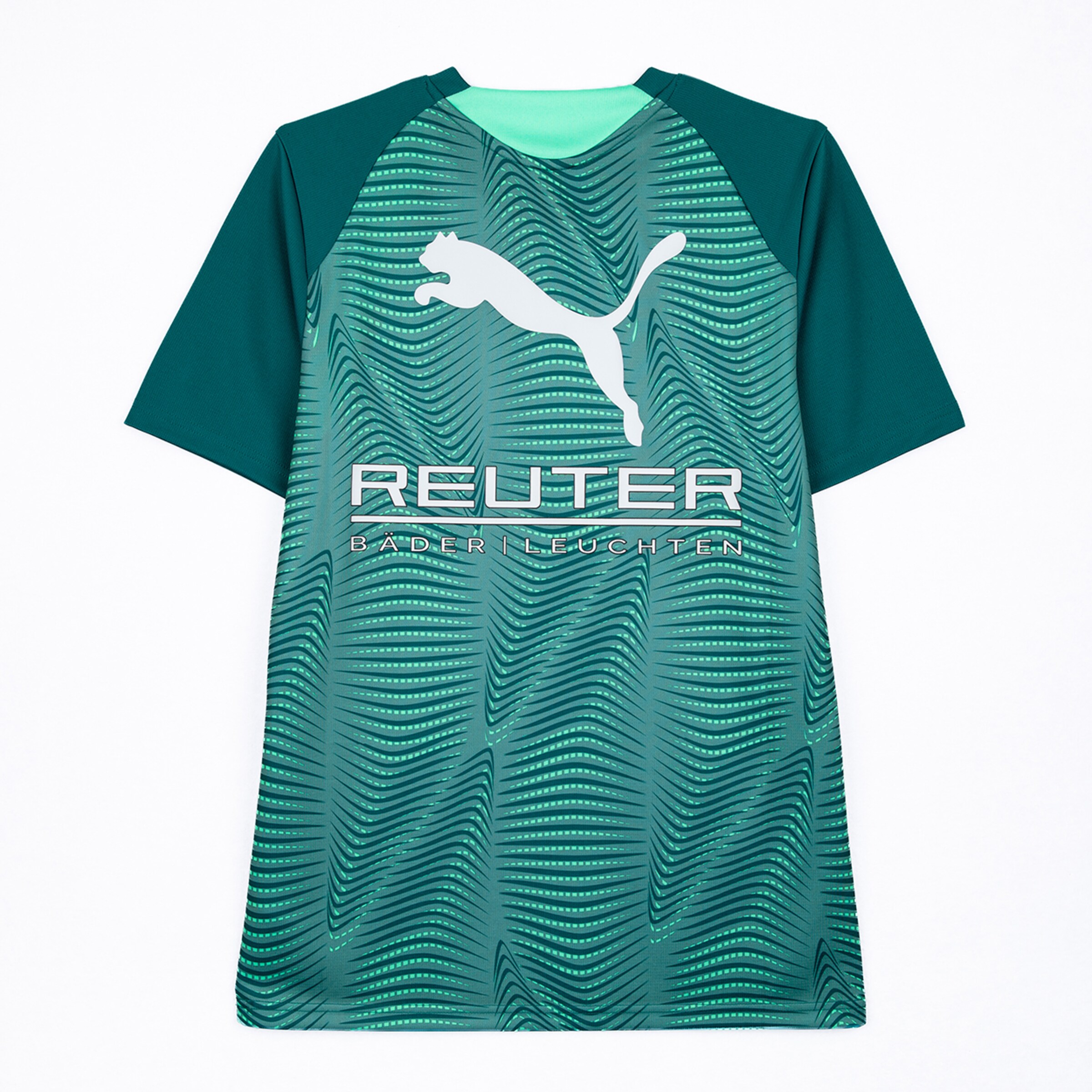 Green football jersey with a wavy pattern, a white Puma logo, and the sponsor text 'REUTER BÄDERLEUCHTEN' on a white background.