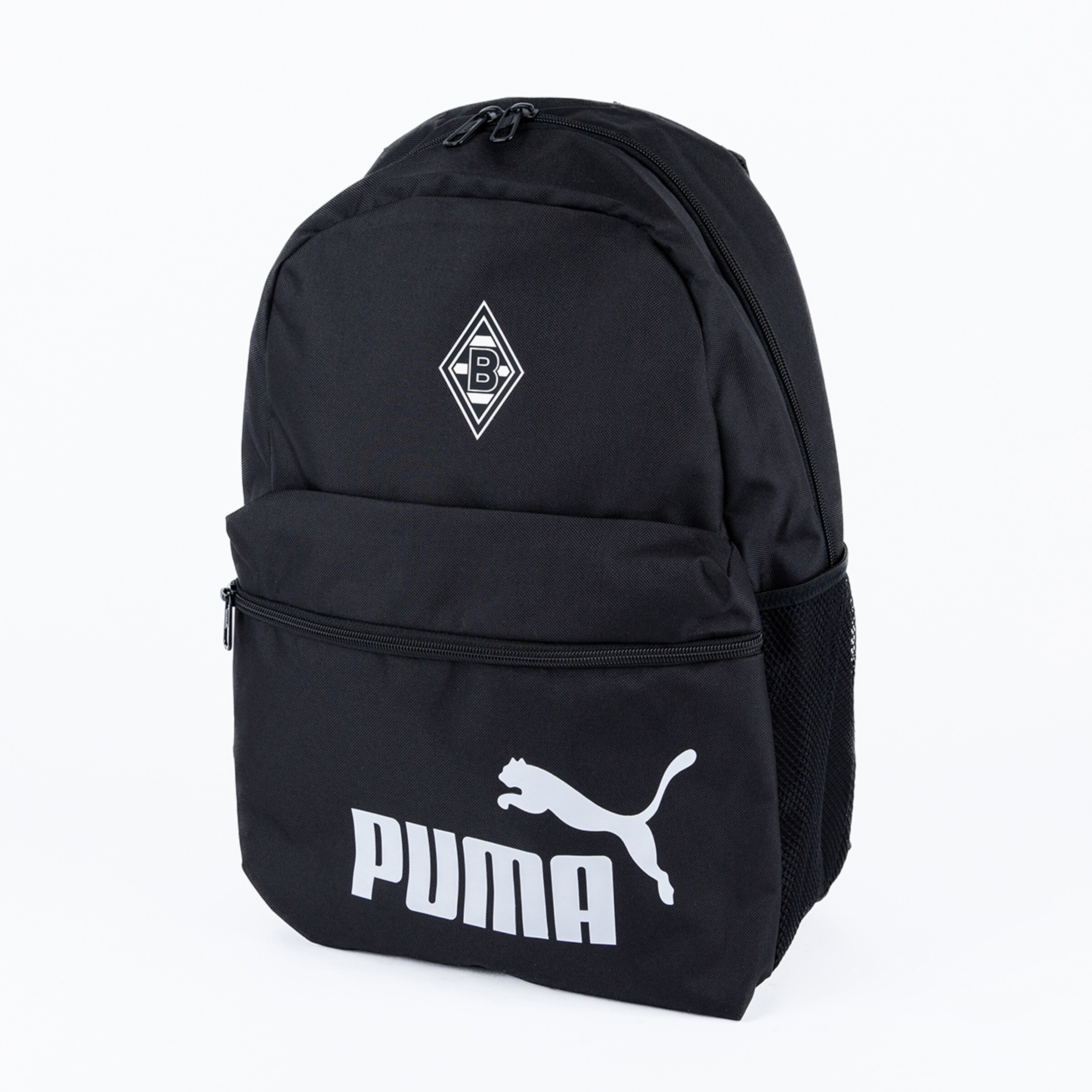 Schwarzer Rucksack von Puma mit Borussia Mönchengladbach Logo und großer Fronttasche.
