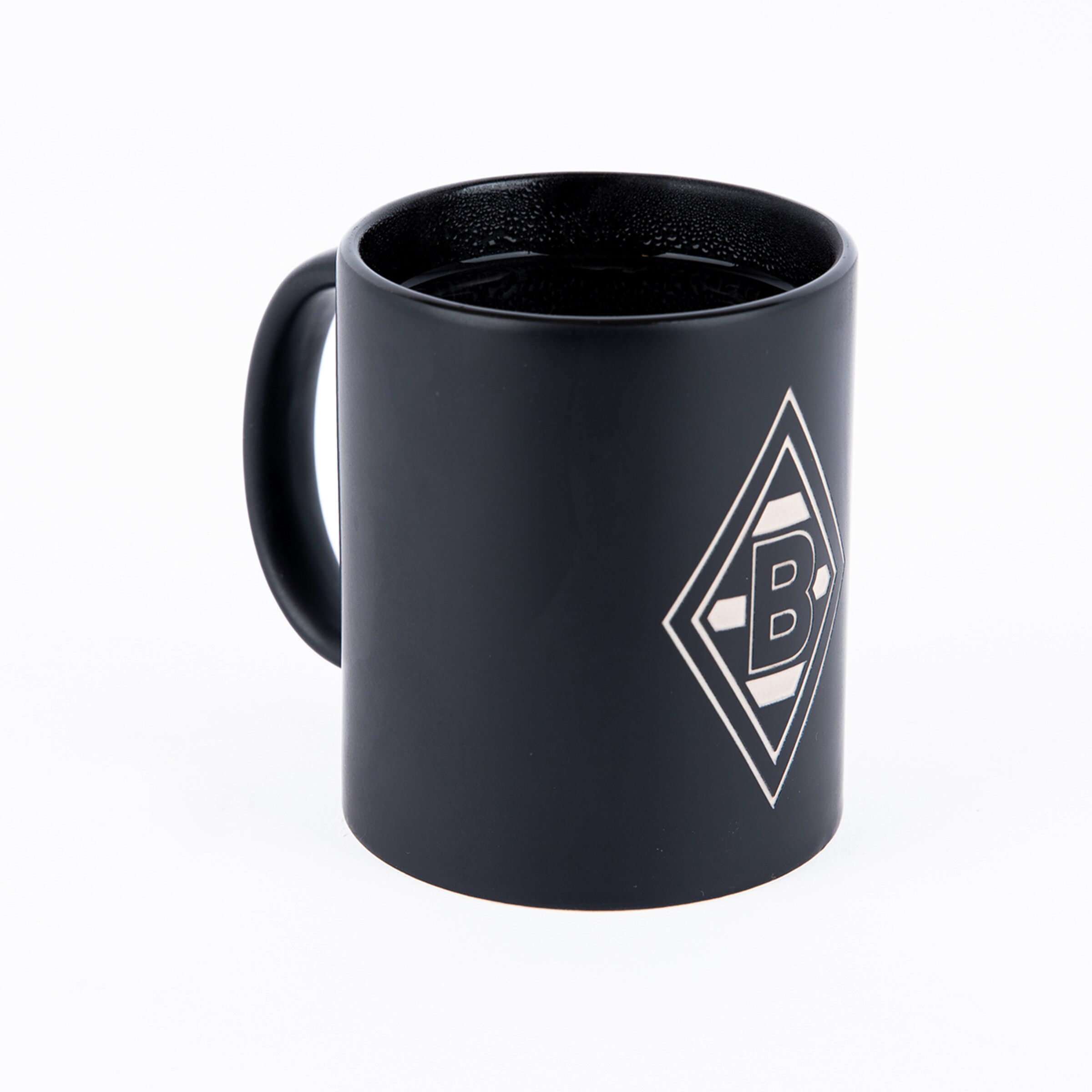Black mug featuring Borussia Mönchengladbach logo.
