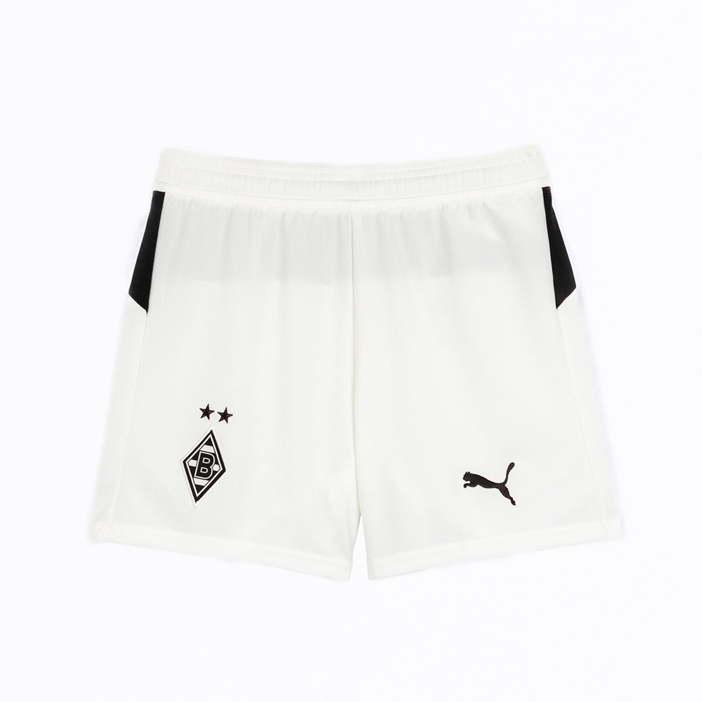 Weiße Fußballshorts mit dem Borussia Mönchengladbach-Logo und Puma-Logo.