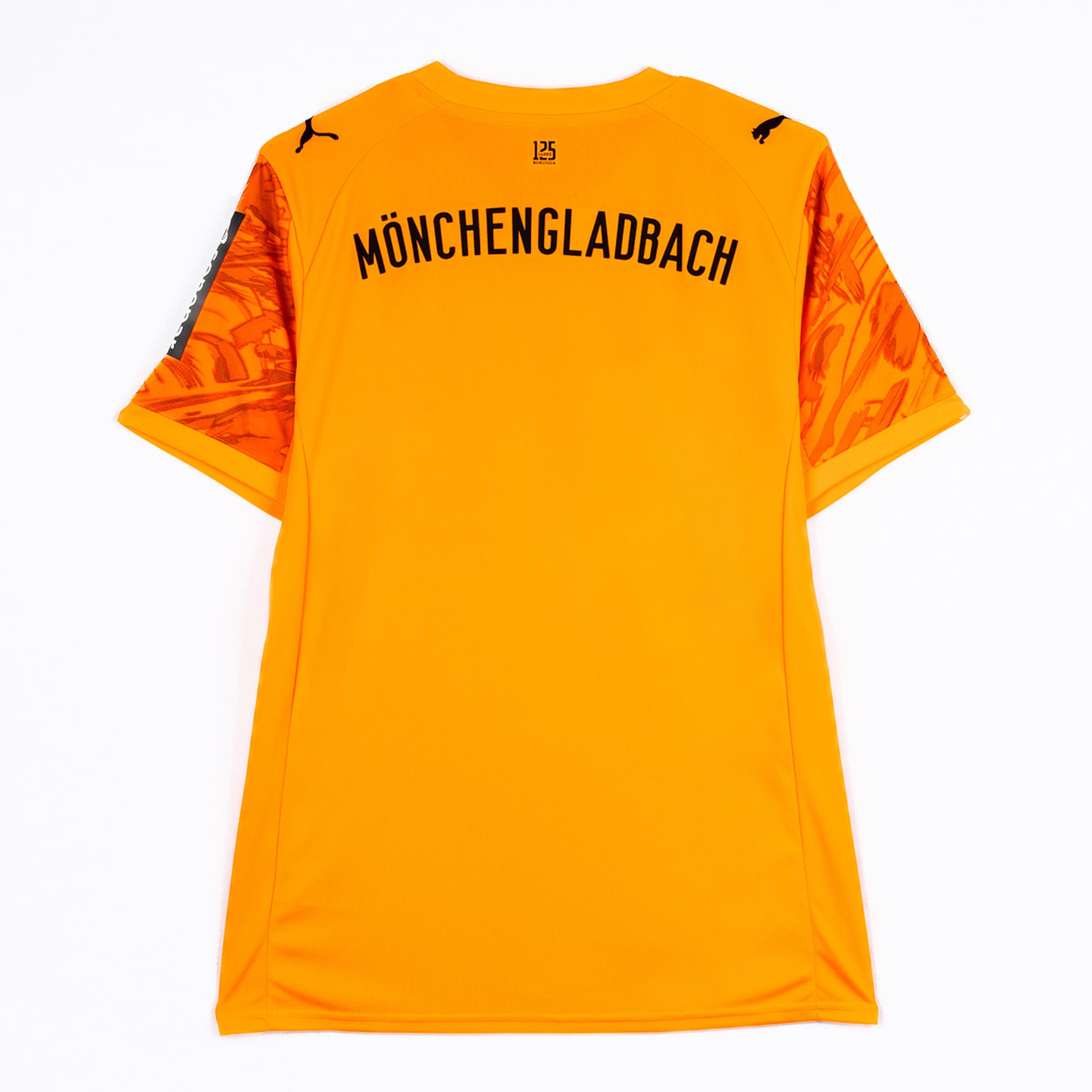 Trikot von Borussia Mönchengladbach in Orange mit Rückenaufschrift MÖNCHENGLADBACH