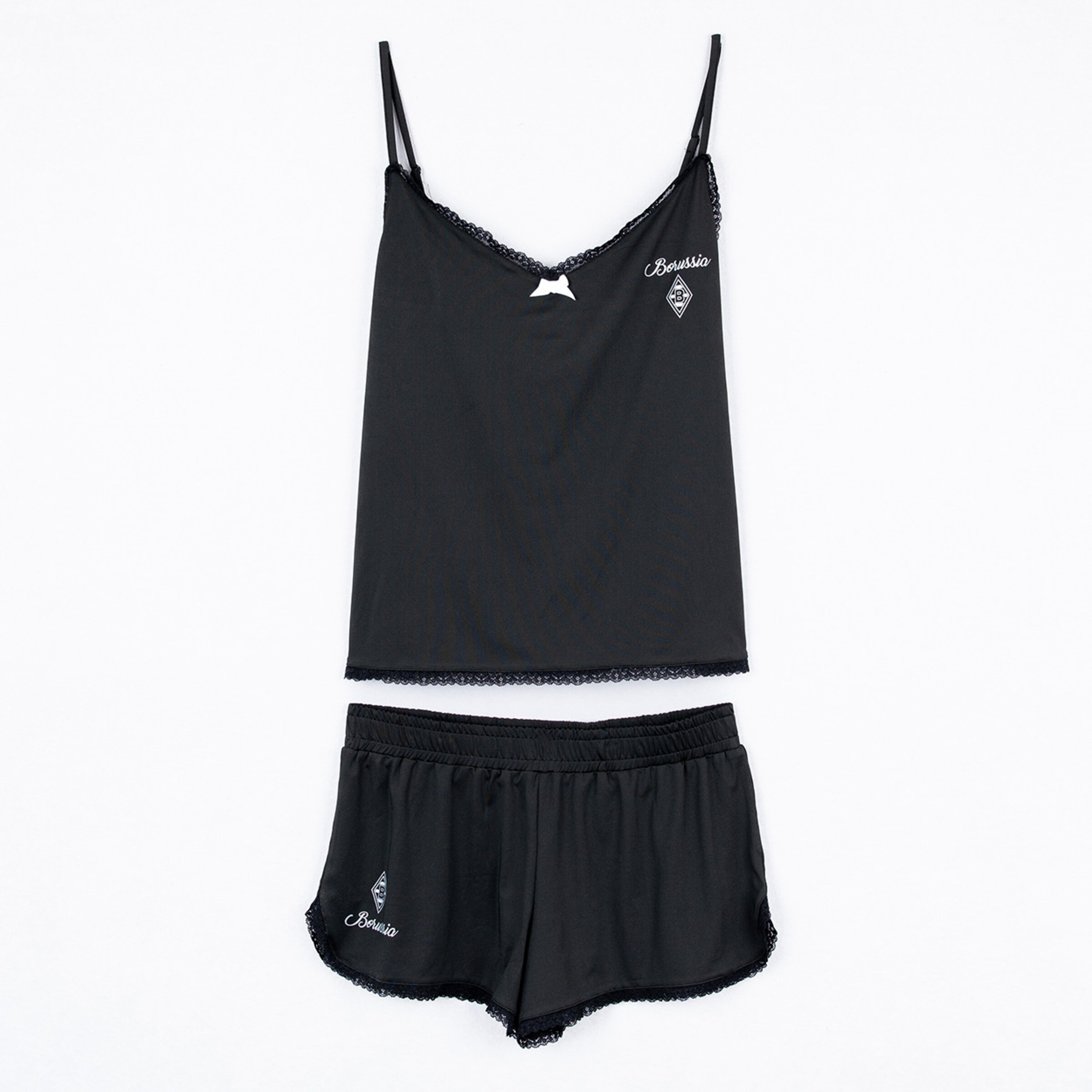 Schwarzes Pyjama-Set aus Top und Shorts, verziert mit weißem Borussia-Schriftzug, Rauten-Logo und feiner Spitze an den Säumen.