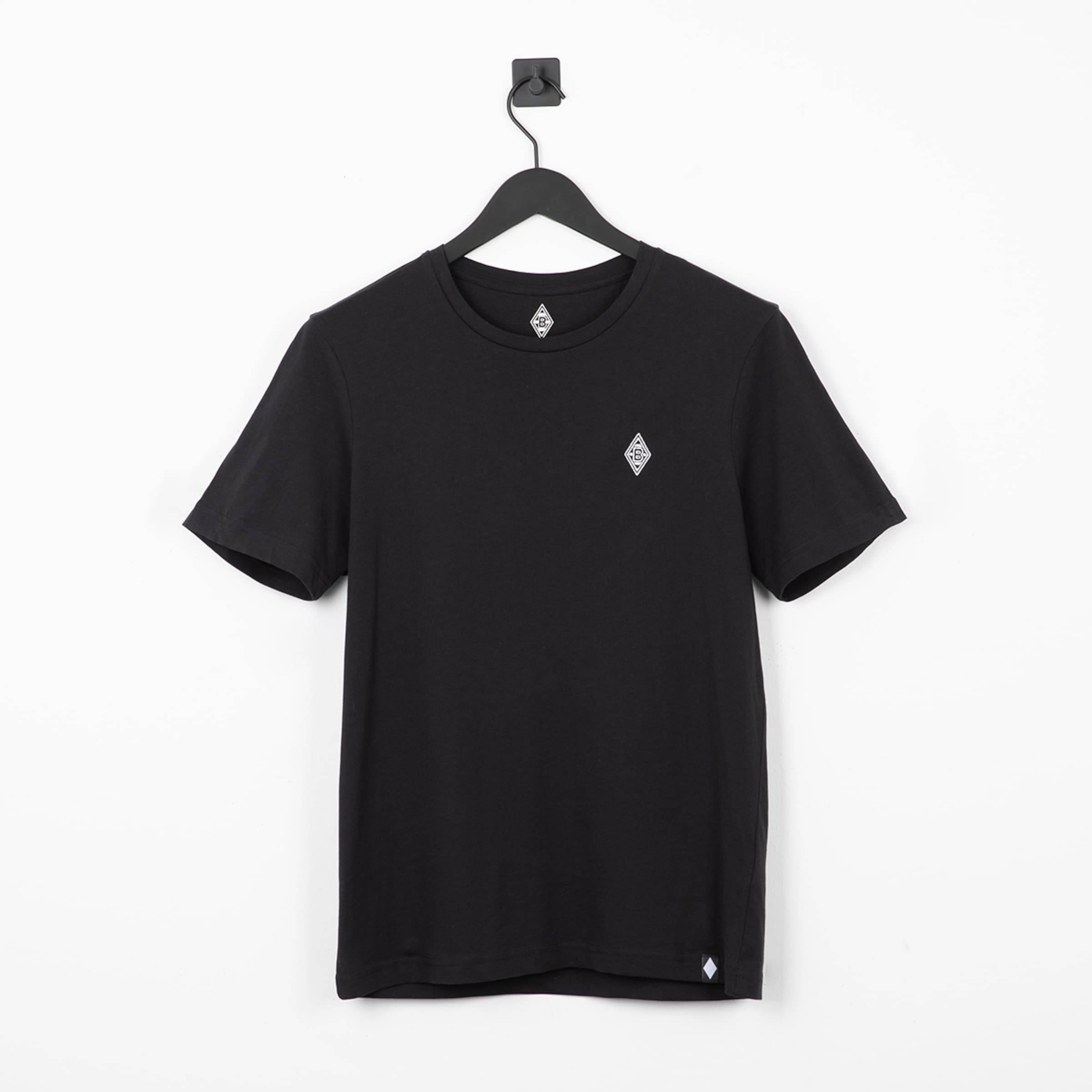 Schwarzes T-Shirt mit einem kleinen Borussia Mönchengladbach Logo.