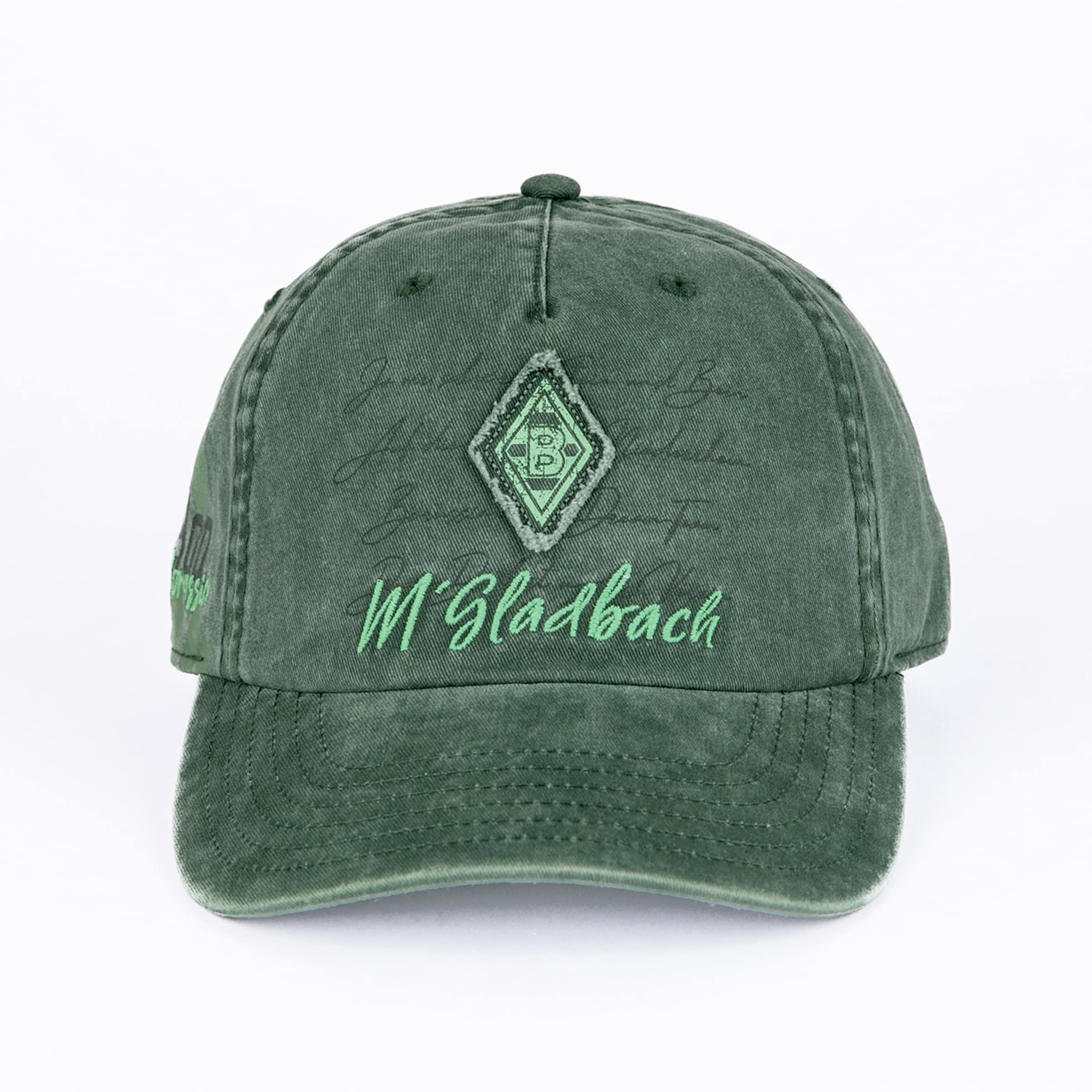 Dunkelgrüne Borussia Mönchengladbach Vintage-Cap mit Rauten-Patch, „M’Gladbach“-Schriftzug und dezenten Unterschriften-Prints auf der Front.