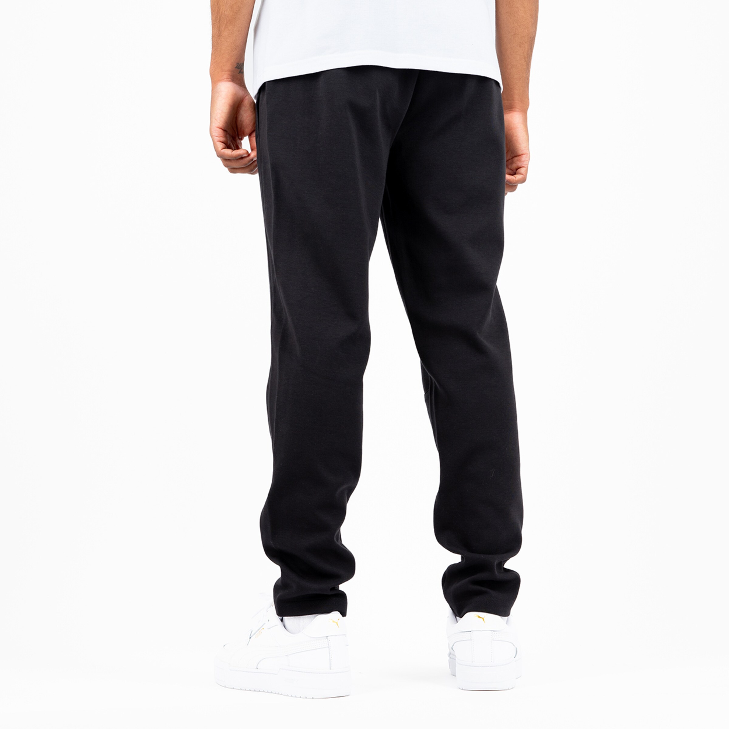 Schwarz kombinierte Jogginghose von hinten.