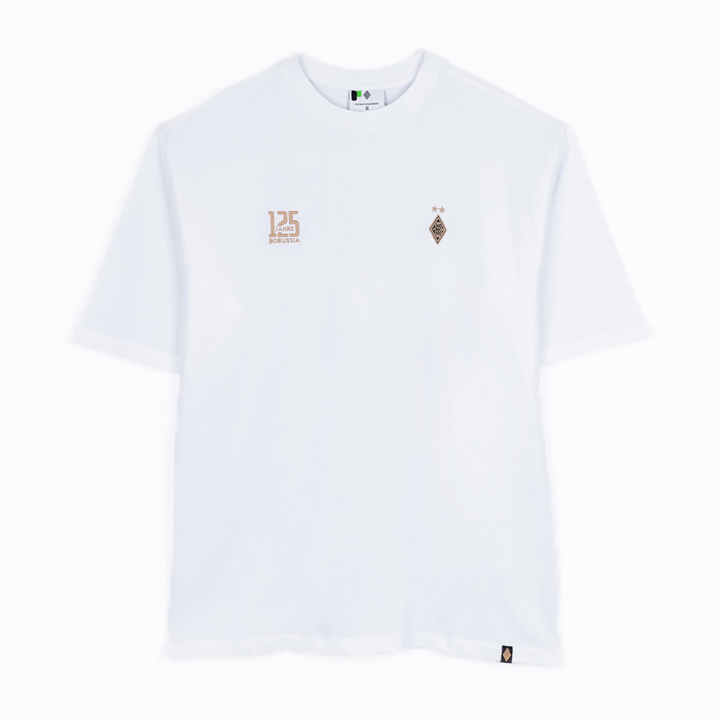 Weißes T-Shirt zum 125-jährigen Jubiläum von Borussia Mönchengladbach mit goldenem Vereinswappen und Logo auf der Brust.