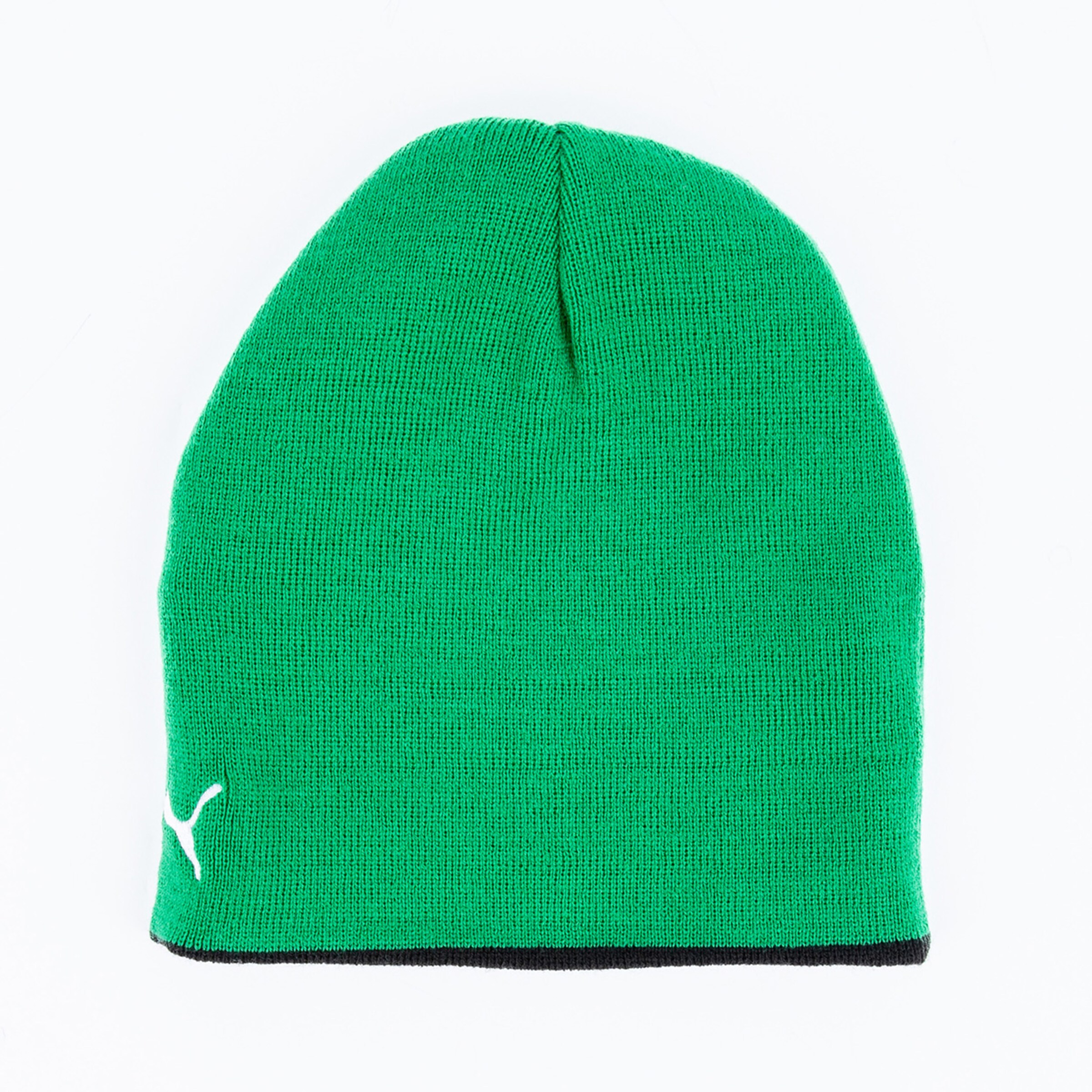 Grüne Mütze mit schwarzem Bündchen und weißem Puma-Logo.