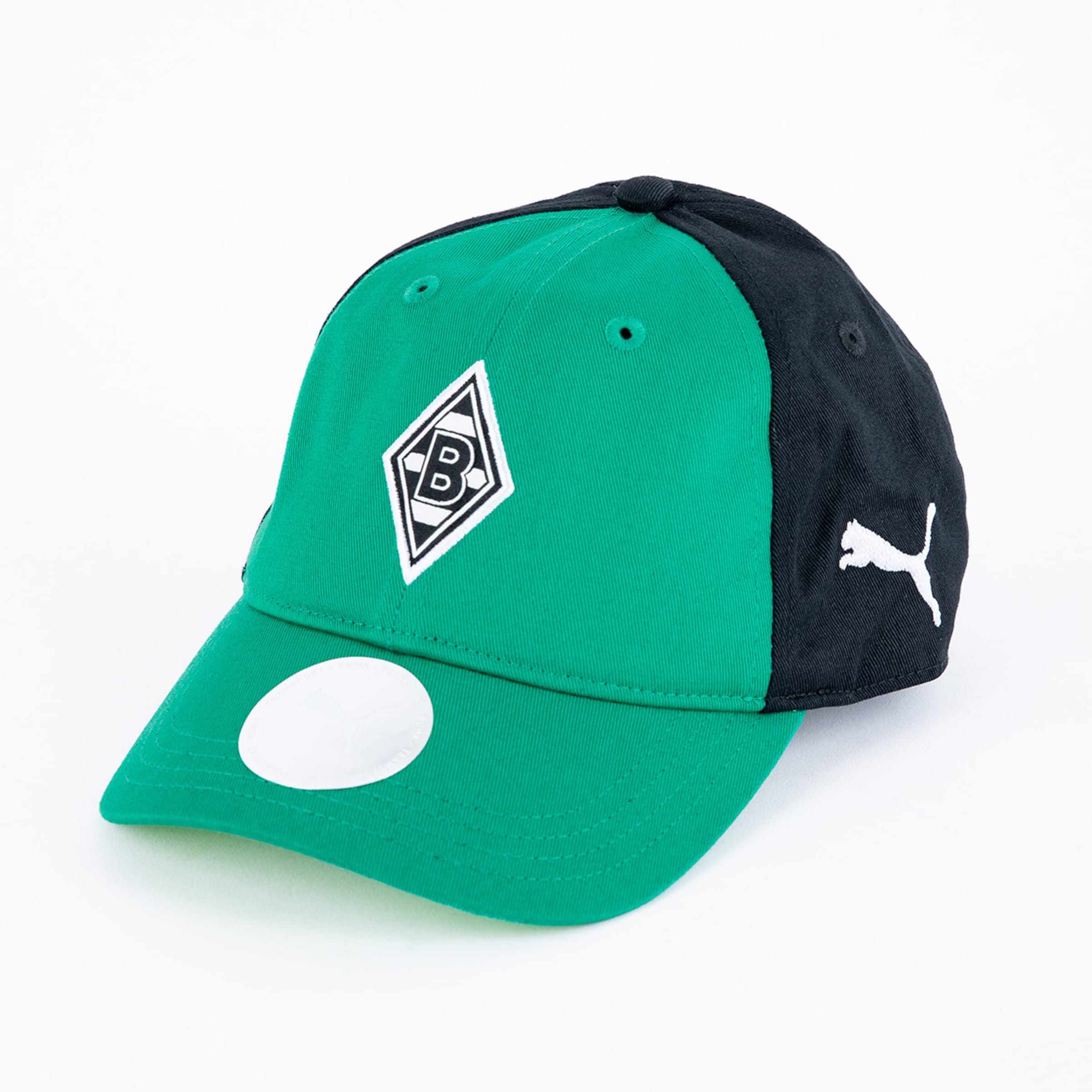 Puma-Kappe in grün und schwarz mit Borussia Mönchengladbach Logo.