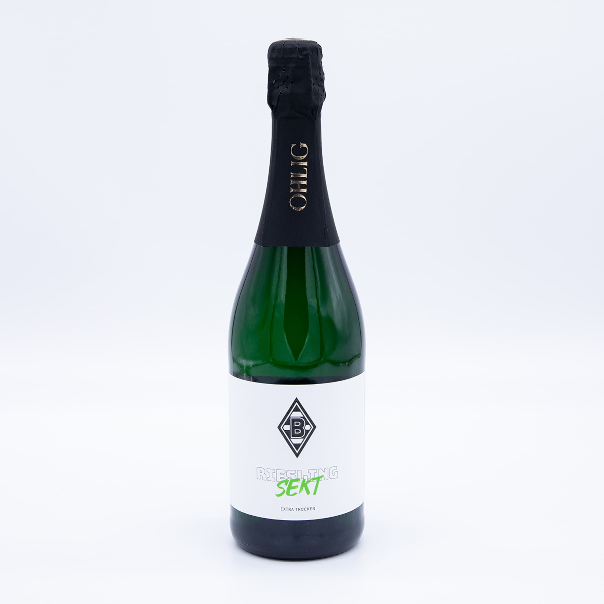 A bottle of sparkling wine from Borussia Mönchengladbach with a labeled front.
