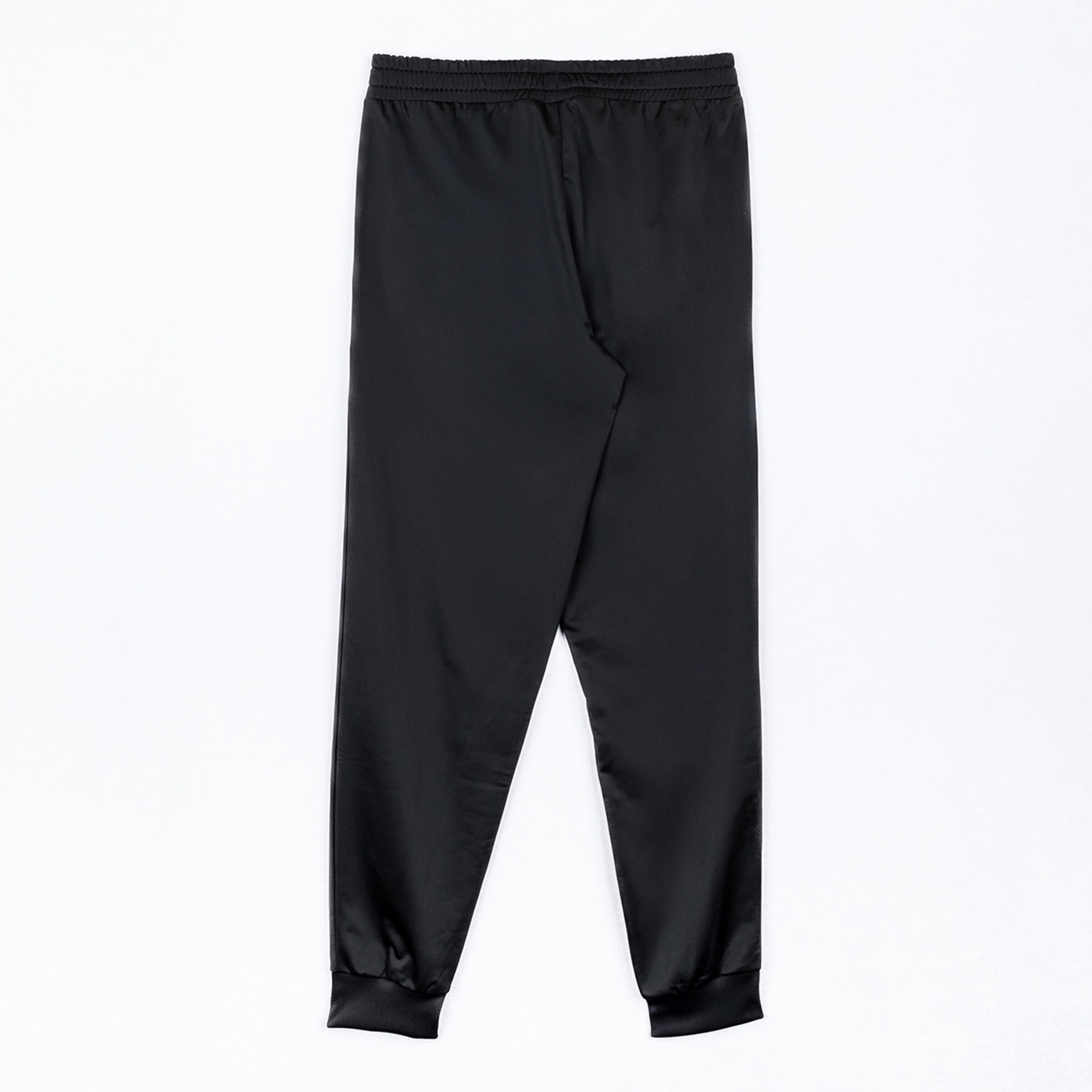 Black training pants with an elastic waistband and tapered legs.