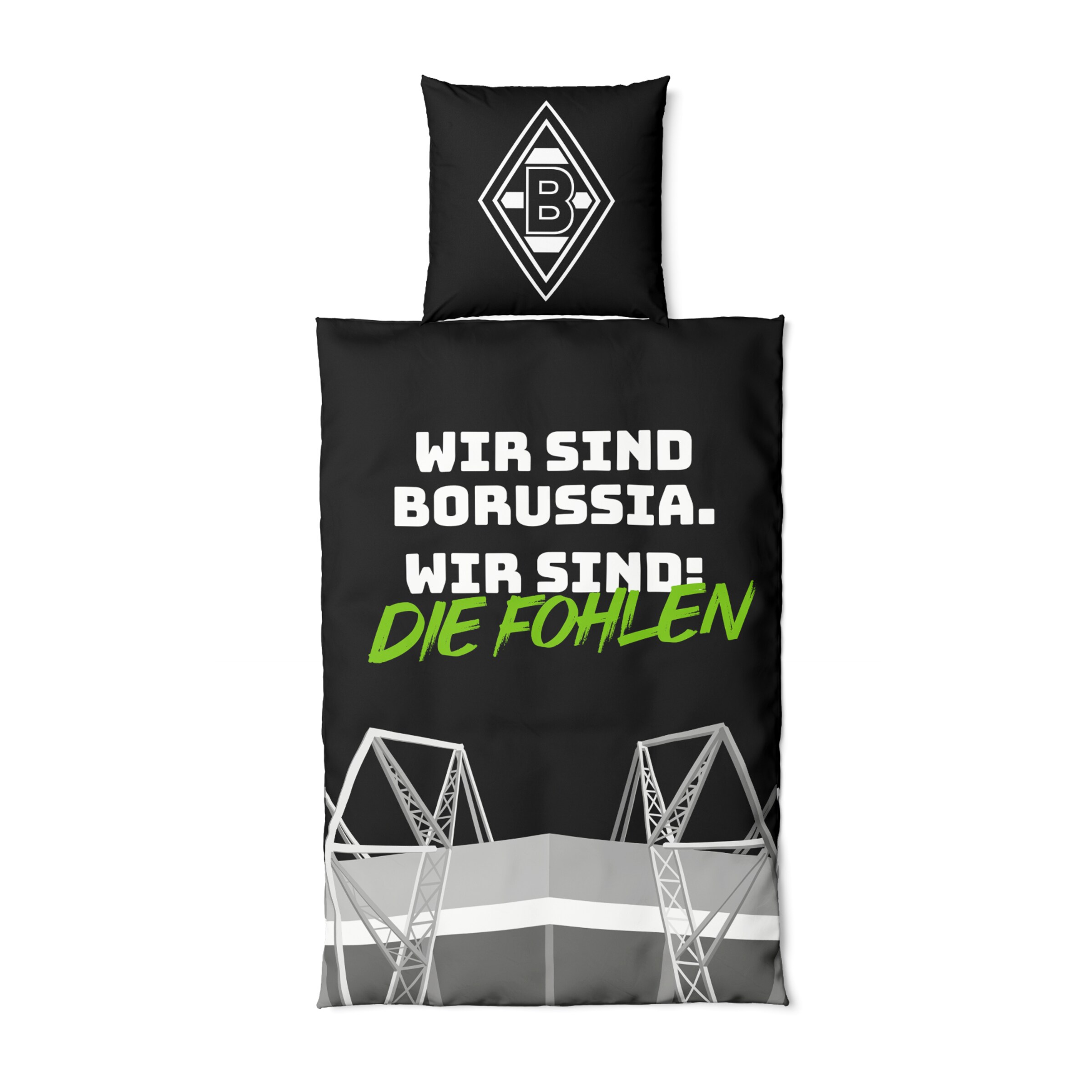 Schwarz-weiße Gladbach-Bettwäsche. Kissen mit Vereinslogo; Decke mit Slogan „Wir sind Borussia. Die Fohlen“ und Grafik des Stadions.