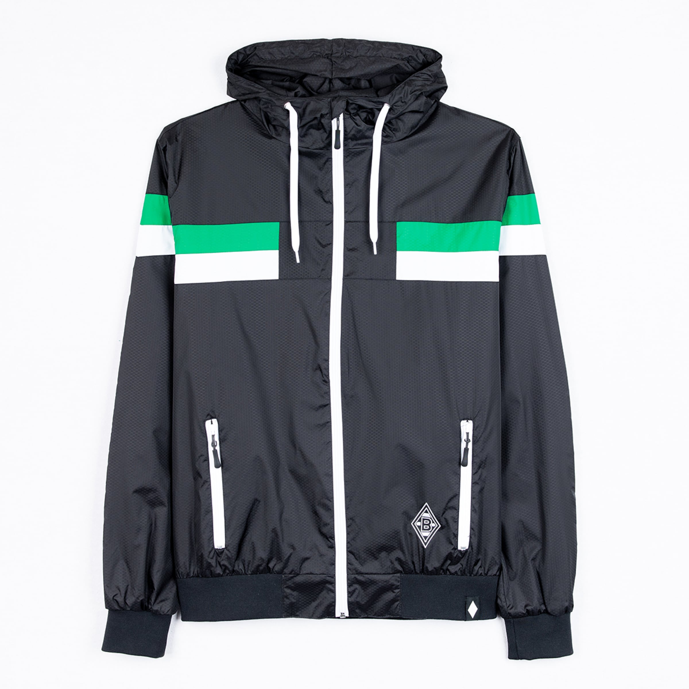 Schwarze Kapuzenjacke mit grün-weißen Bruststreifen, weißem Reißverschluss und kleinem Rauten-Logo.